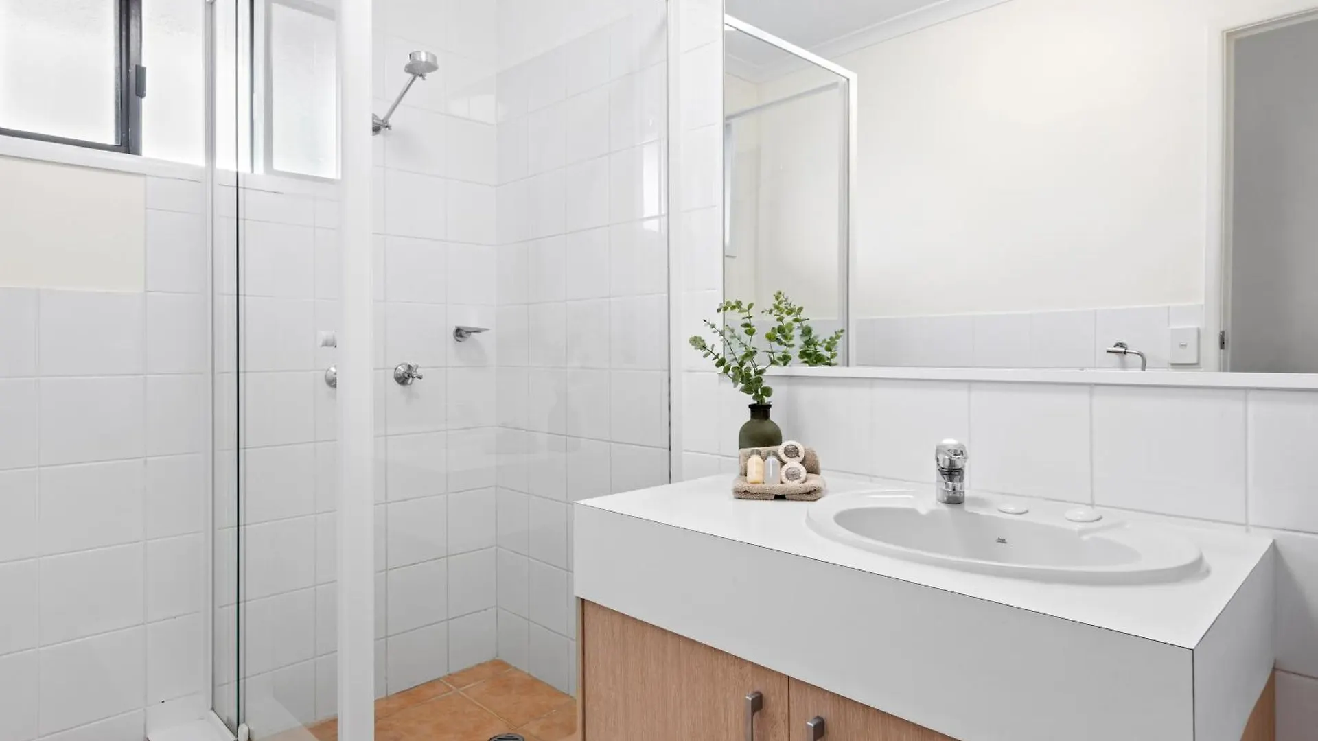 Cayman Quays Motel Noosaville