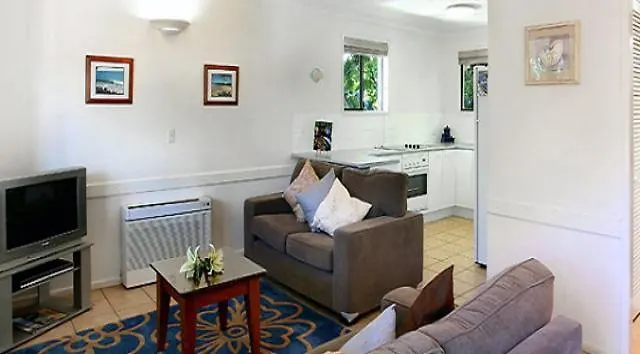 Cayman Quays Motel Noosaville 3*,