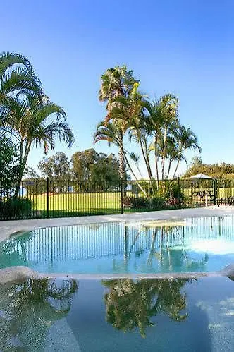 Cayman Quays Motel Noosaville